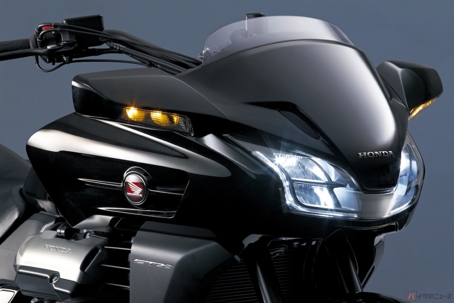 ホンダが「CTX1300」などでウインカーオートキャンセラーを採用