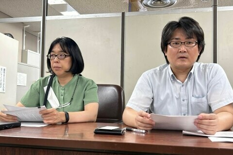 原告側弁護団の青龍美和子弁護士（左）と川口智也弁護士（撮影：碓氷連太郎）