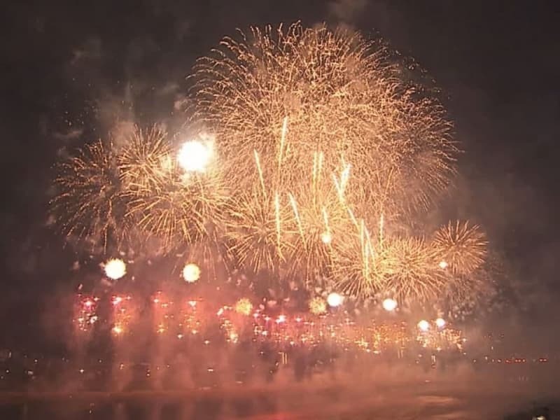 去年８月の「第１回ぎふ長良川花火大会」の模様