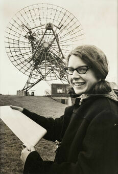 ジョスリン・ベル。1968年、マラード電波天文台にて（Daily Herald Archive/SSPL/Getty Images）