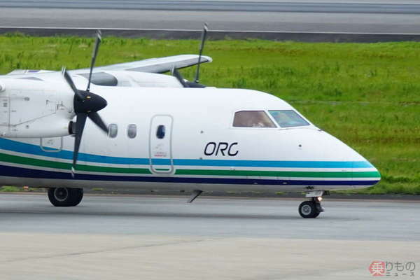 壱岐行き43便として長崎空港を離陸したORCのDHC-8-200（2024年6月30日、乗りものニュース編集部撮影）。