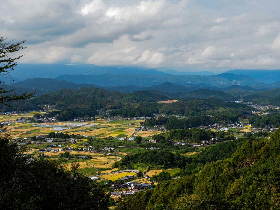 高知県佐川町。県のほぼ中央に位置し、人口は1万2258人