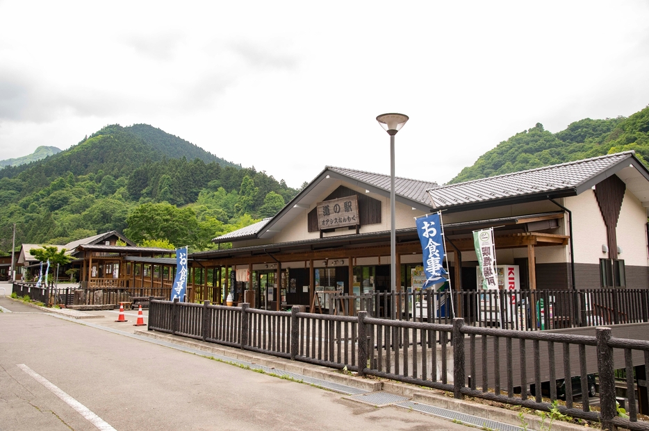 「道の駅オアシスなんもく」（南牧村千原3-1）