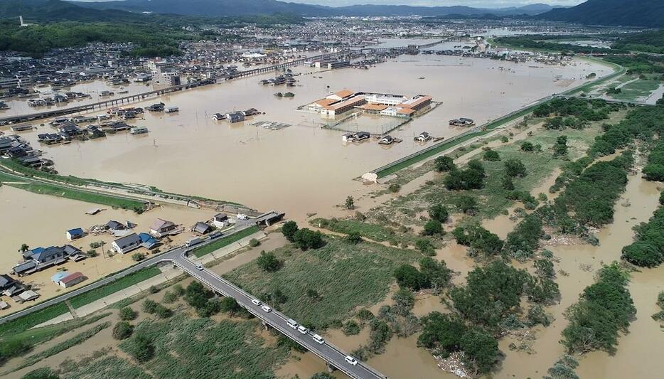 2018年7月、西日本豪雨のときの岡山県倉敷市真備町（写真：国土交通省）