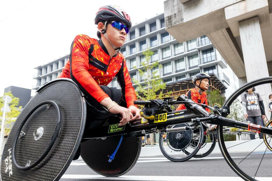 スタート前、緊張した様子を見せる和氣選手（撮影：越智貴雄）