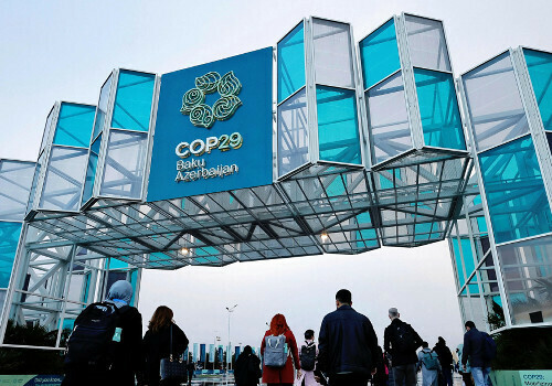 ＣＯＰ２９の会場付近（１４日、バクーで）＝ロイター