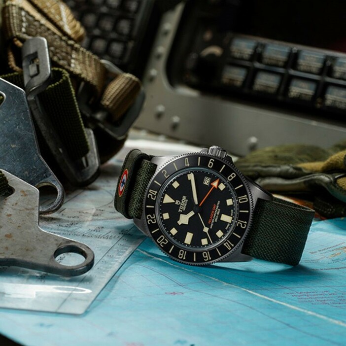 フランス海軍航空隊との共同開発モデル“チューダー“ぺラゴス FXD GMT “ZULU TIME””