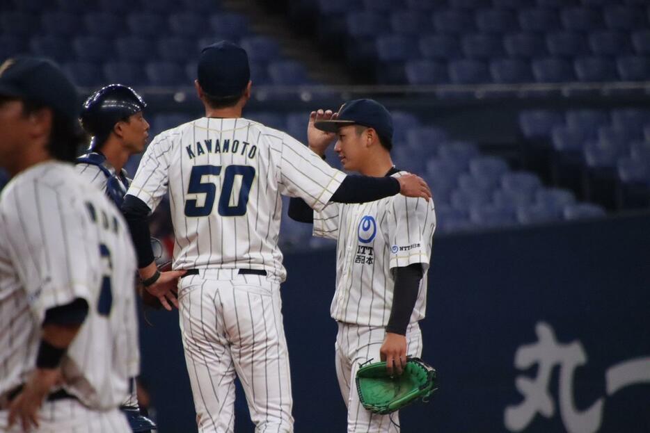 降板する伊原 陵人（NTT西日本）