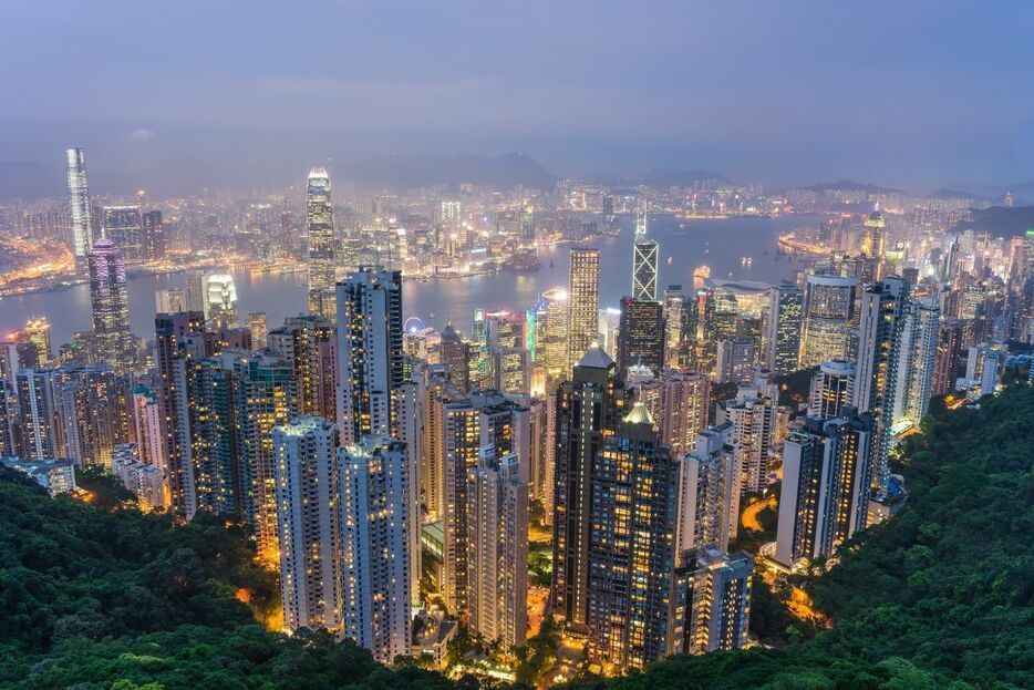 香港のビクトリア・ピーク（太平山）からの眺望（Shutterstock.com）