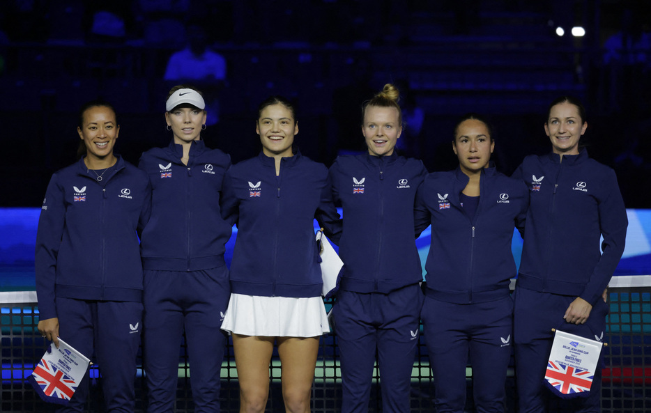 女子テニスの国別対抗戦、ＢＪＫ杯ファイナルズは１７日、スペインのマラガで準々決勝を行い、英国（写真）とスロバキアが準決勝に進んだ（２０２４年　ロイター）