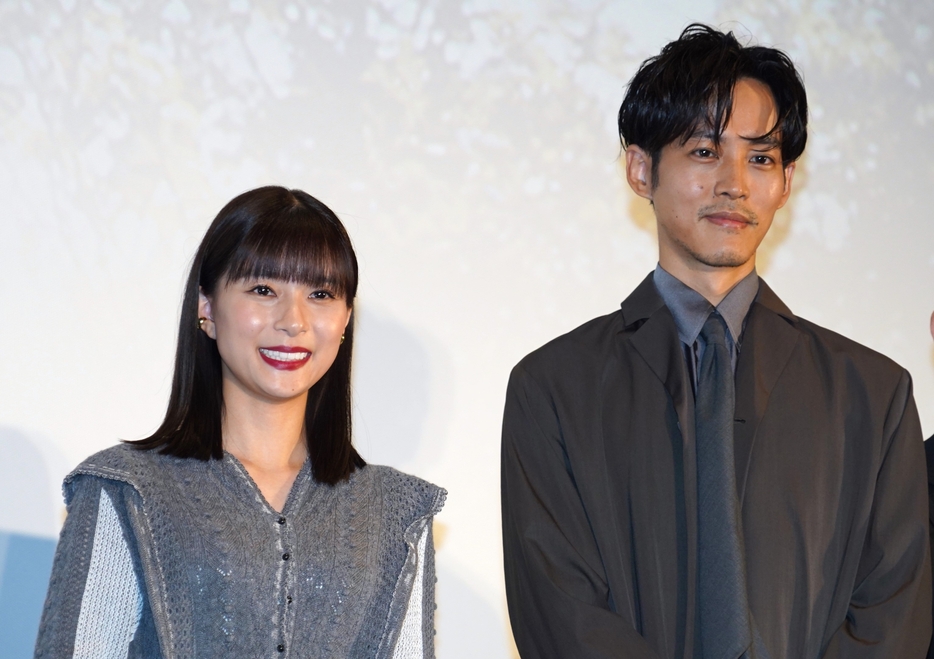 松坂桃李と芳根京子、念願の？夫婦役が実現