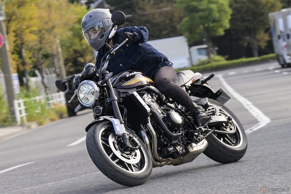 Z900RSは、6年連続で大型バイク市場でのトップセールスを記録している