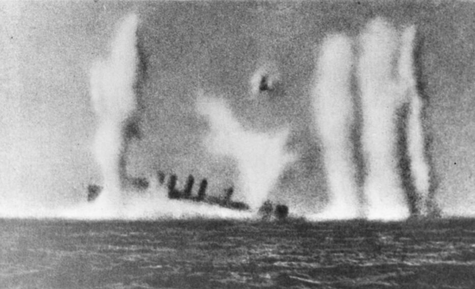 １９４２年３月、日本軍との戦闘の末に豪州沖で沈没した米海軍駆逐艦「エドサル」