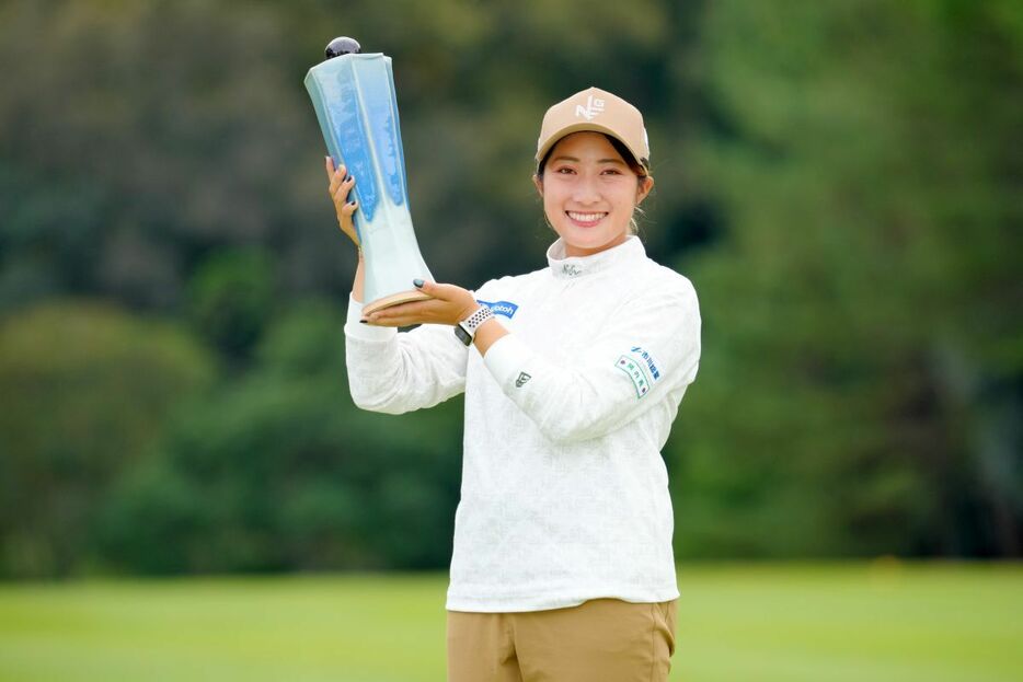 24歳の高橋しずくが下部ツアー初優勝を挙げた(Yoshimasa Nakano/JLPGA via Getty Images)