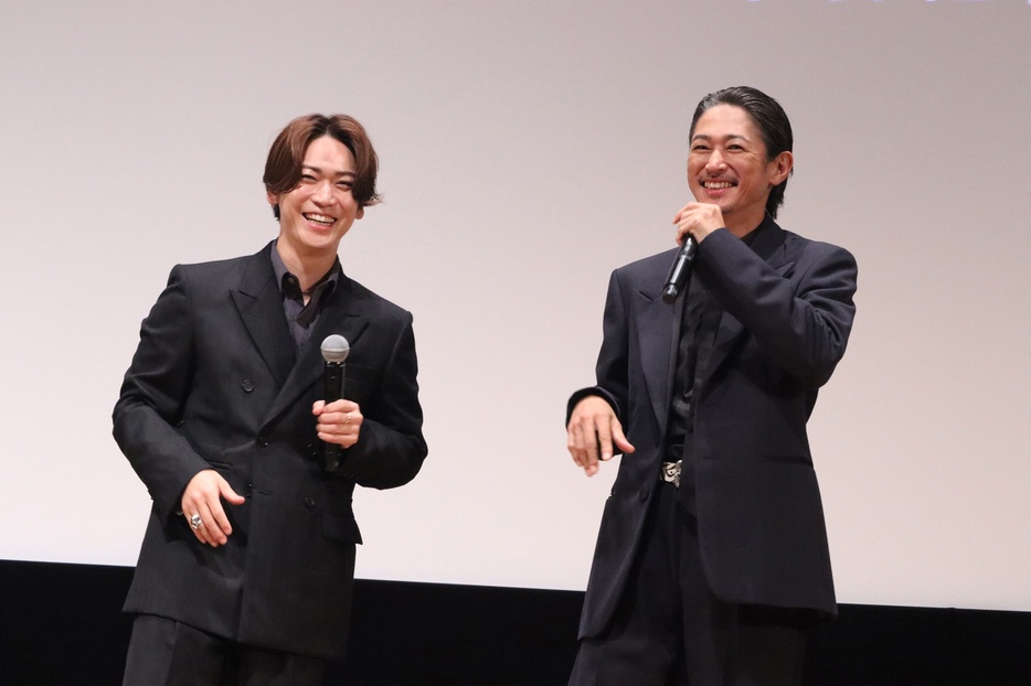 息ぴったりの窪塚洋介、亀梨和也