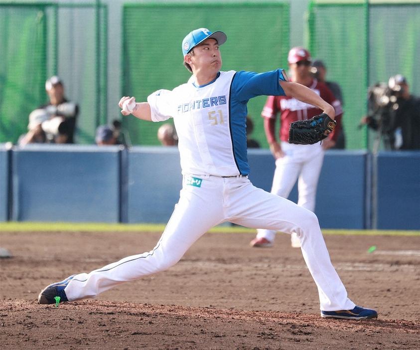 日本ハムの石川直也