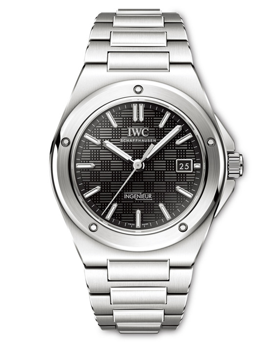 【ブラッド・ピット】の愛用ブランドは、〈IWC〉の腕時計！