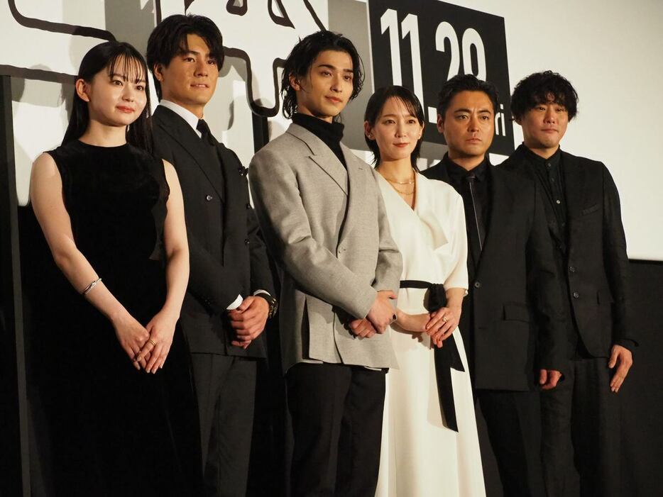 イベントに出席した左から山田杏奈、森本慎太郎、横浜流星、吉岡里帆、山田孝之、藤井道人監督