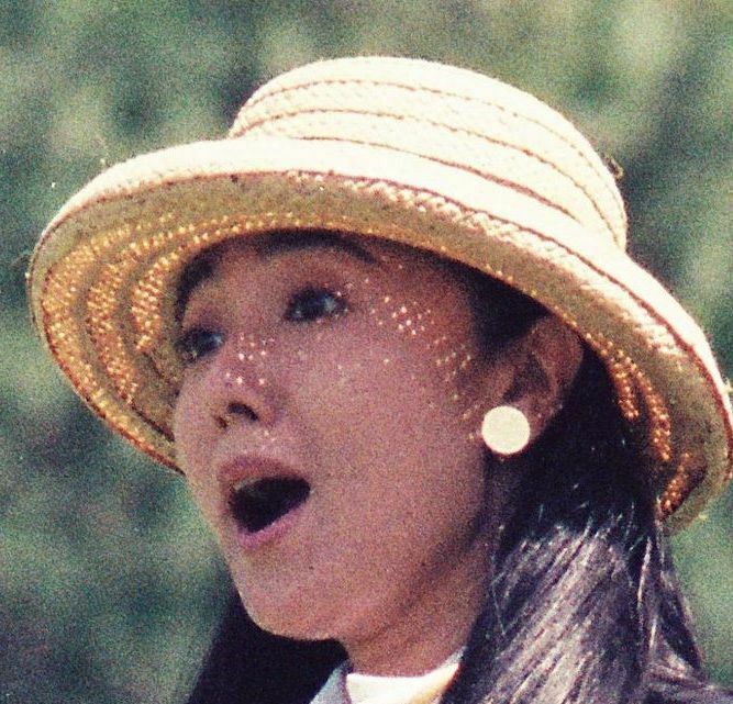 浅野ゆう子＝95年撮影