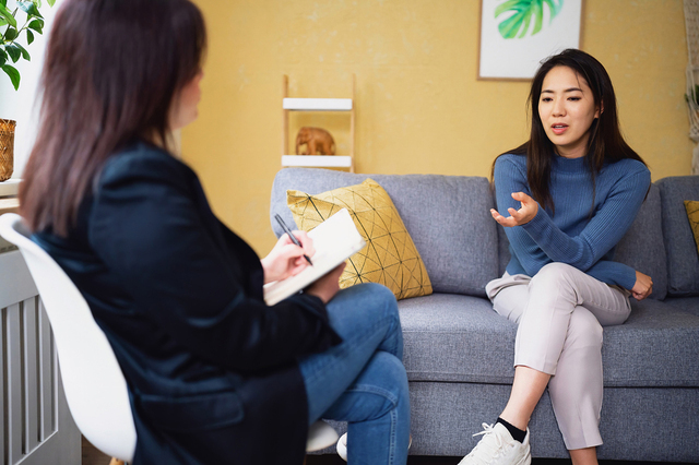 「ただただ話を聞いて欲しい」 Photo by iStock