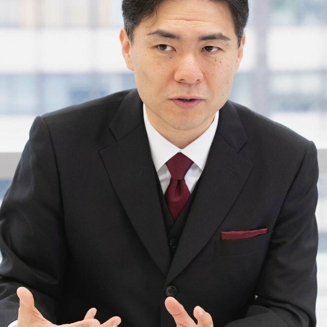 「日本バトラー&コンシェルジュ株式会社」の新井直之さん