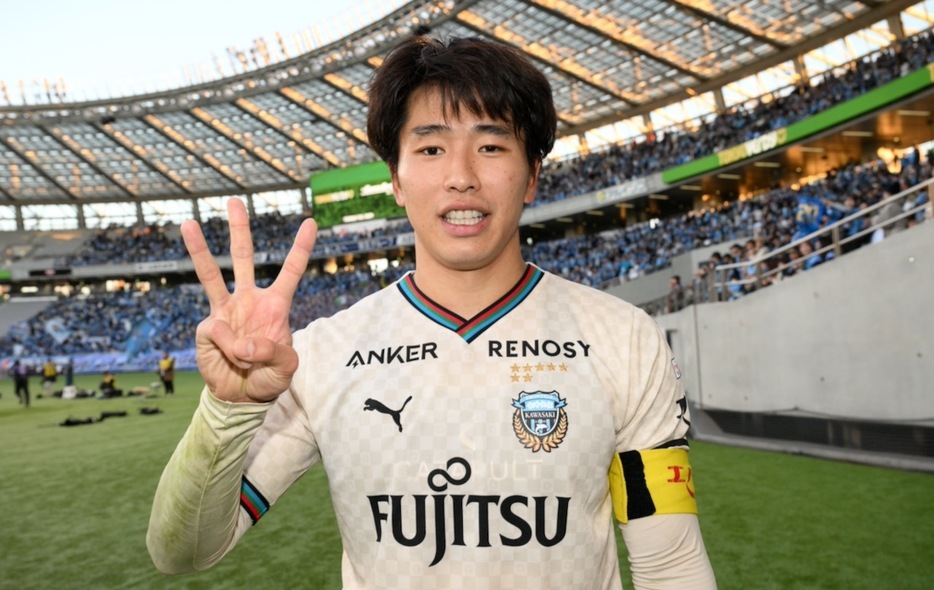 山田新が全ゴールに関与して、まさにチームを勝たせた（写真◎J.LEAGUE）