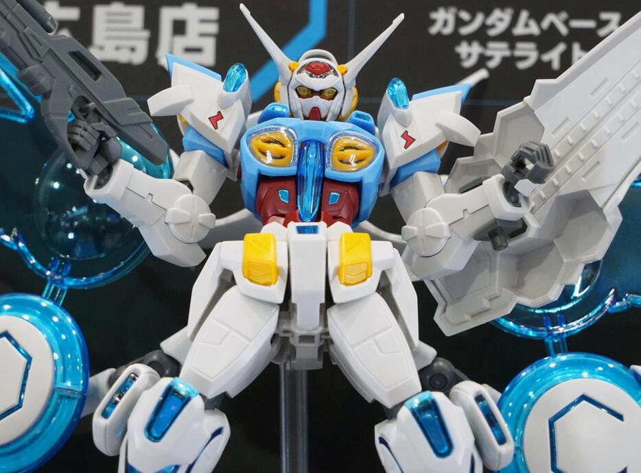 「ガンダム Gのレコンギスタ」のG-セルフ（パーフェクトパック装備型）のガンプラ「HG 1／144 ガンダムベース限定 G-セルフ（パーフェクトパック装備型）［劇場版『Gのレコンギスタ』Ver.］」