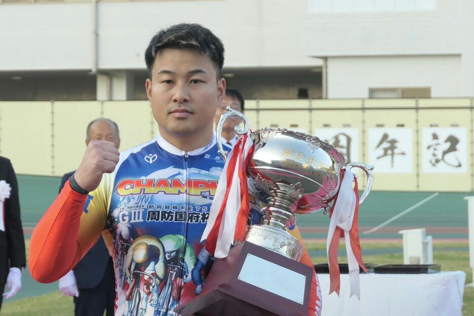 松本貴治が豪快なまくりで３回目のＧ３優勝を飾った