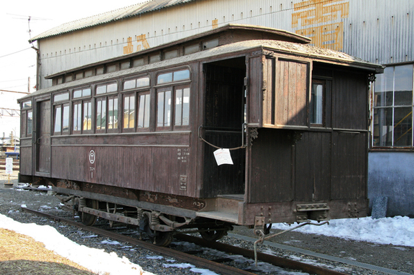 元甲武鉄道のデ968、松本電気鉄道（現・アルピコ交通）ハニフ1。後に鉄道博物館へ移った。首都圏JR電車の元祖といえる車両（画像：PIXTA）。