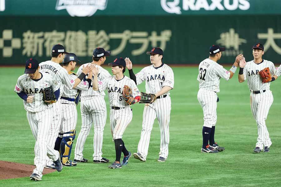 台湾代表に9-6で勝利した侍ジャパン【写真：小林靖】