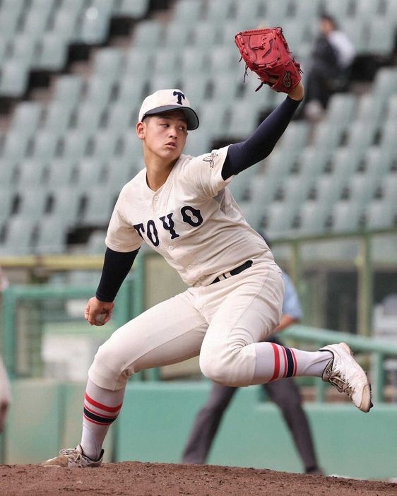 東洋大姫路の新時代を引っ張る阪下の豪快フォーム