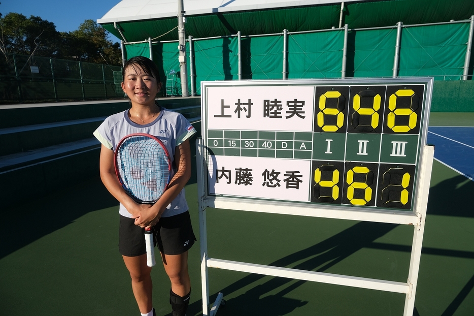 「2025 DUNLOP ROAD TO THE AUSTRALIAN OPEN JUNIOR SERIES in 四日市 国内予選」（三重・四日市テニスセンター）で優勝を飾った上村睦実（名経大市邨高校）（写真提供◎住友ゴム工業株式会社）