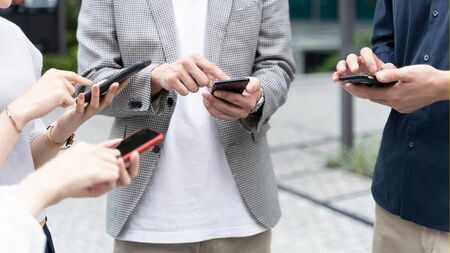 転売は大きな社会問題になりつつあります＊写真はイメージ（写真：Taka / PIXTA）