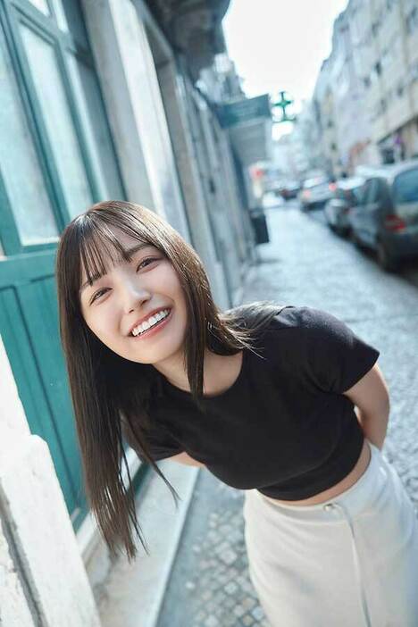 ファースト写真集を発売する乃木坂46・五百城茉央【写真：藤原宏】