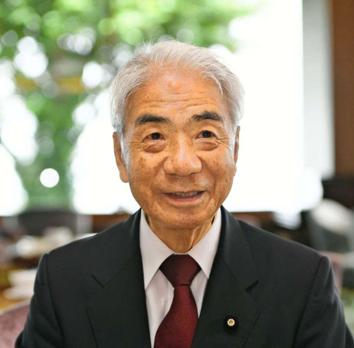 尾辻秀久氏