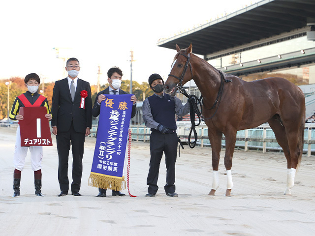 兵庫ジュニアグランプリを制したデュアリスト(撮影：稲葉訓也)