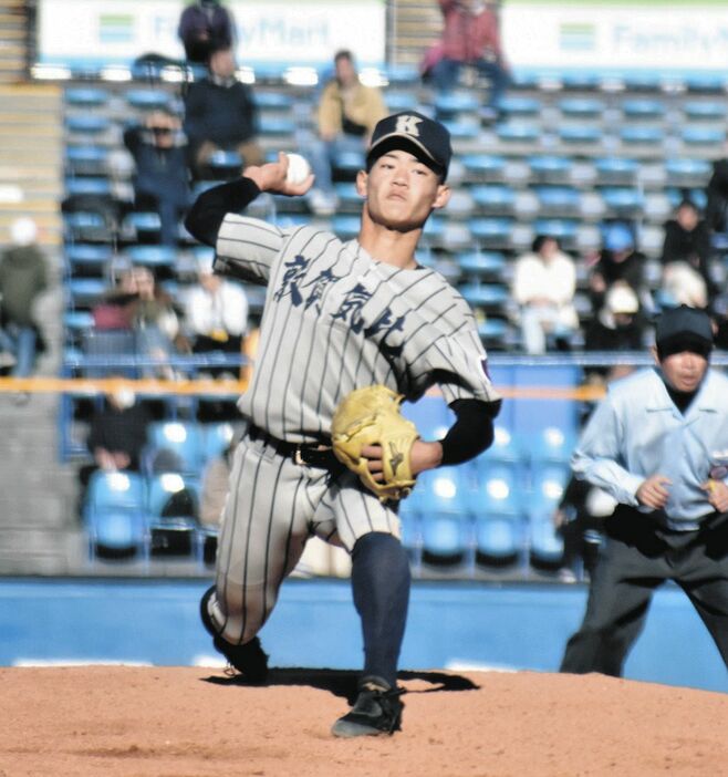 敦賀気比の先発・岡部飛雄馬遊撃手