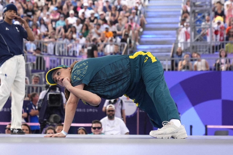 パリ五輪でのガンの演技（AP）