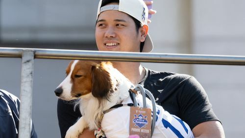 大谷翔平選手と愛犬デコピン