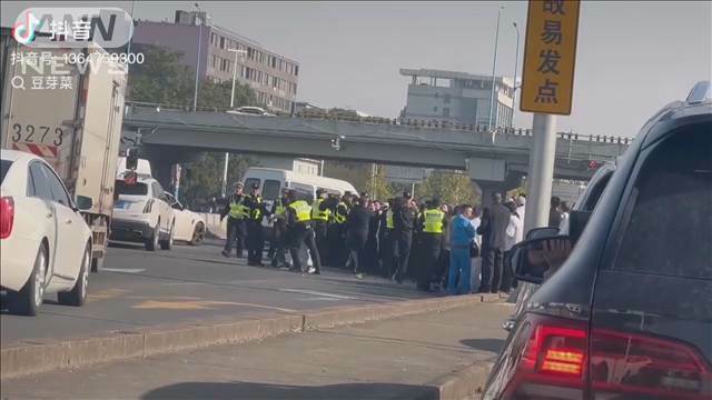 "中国・上海で自動車関連従業員が会社に抗議の大規模ストライキ　景気減速を反映か"