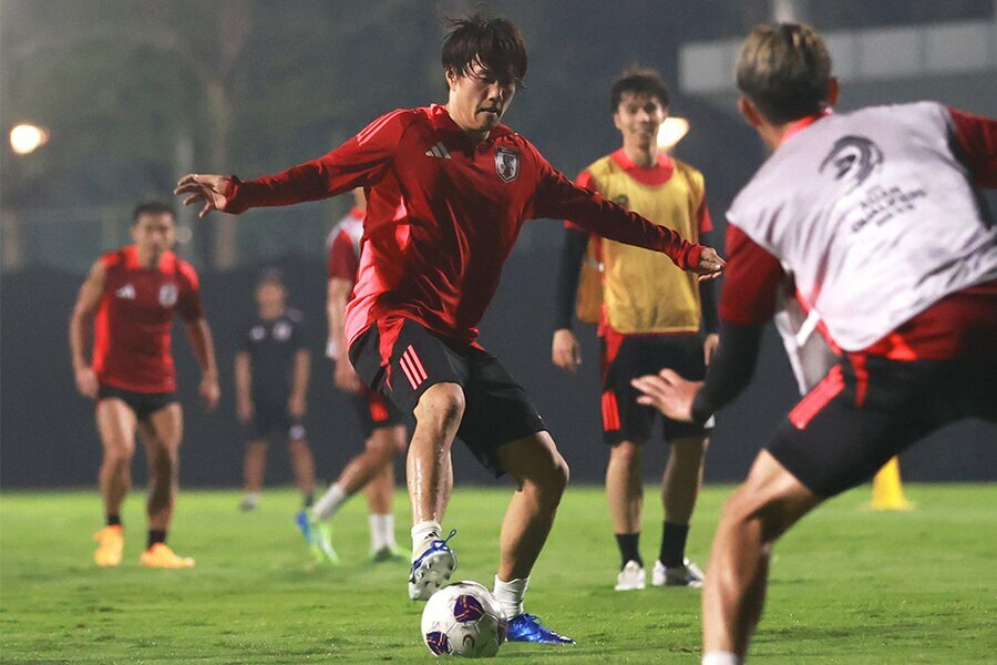 小川航基のゴールに期待が懸かる【写真：産経新聞社】