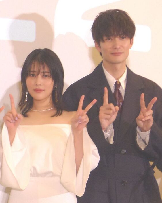 岡田将生㊨と高畑充希