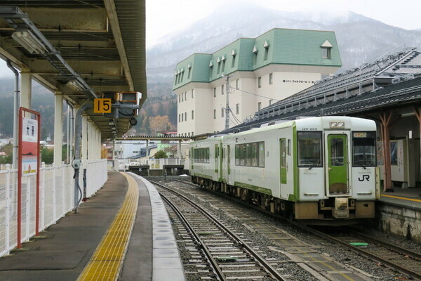 JR大湊線の終点である大湊駅（画像：写真AC）。