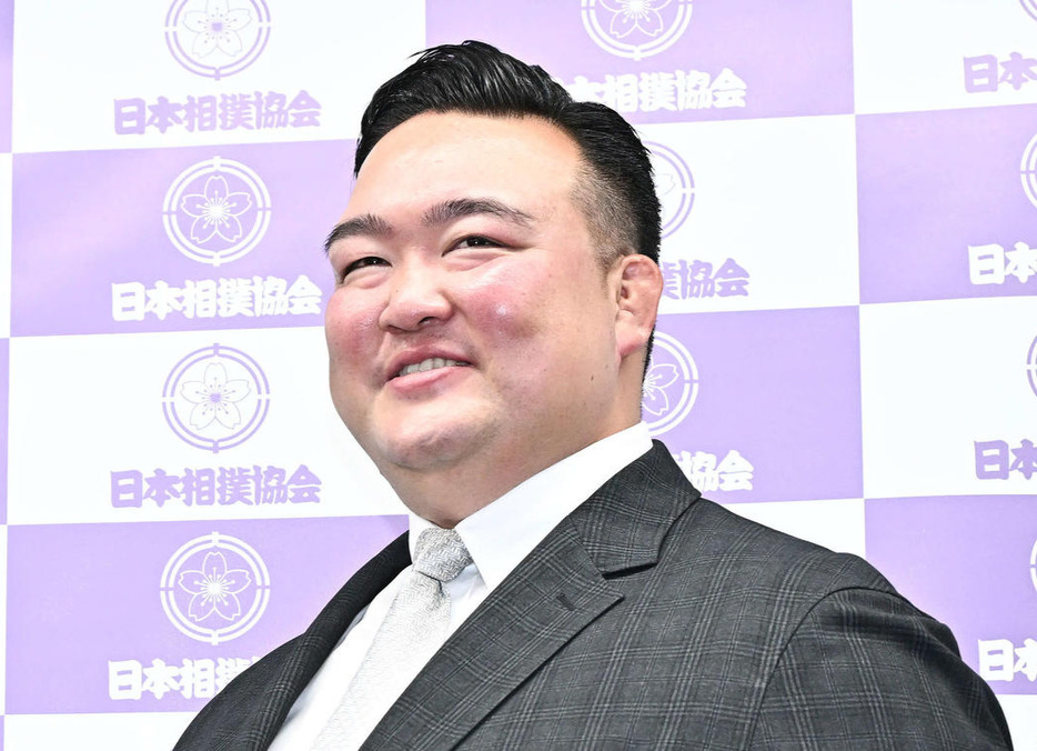 元横綱稀勢の里の二所ノ関親方（2024年撮影）