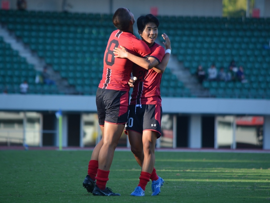 決勝点を記録した創成館高FW酒井瑞生(1年)(Yuki MATSUO)