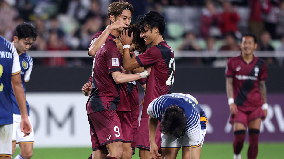 神戸が首位に浮上(C)Getty Images