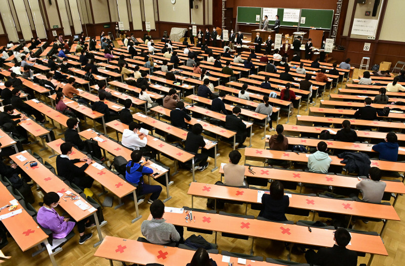 大学入学共通テストの会場＝東京都文京区の東京大学で2021年1月16日、北山夏帆撮影