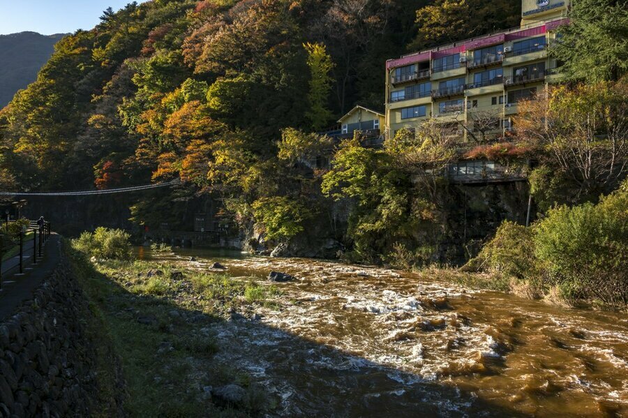 ダムからの放流があってしばらくすると、濁流に河原まで覆われました。今回が今年最後の放流らしいです