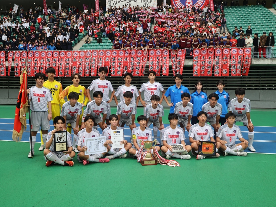 大分鶴崎の選手たち(写真＝森田将義)