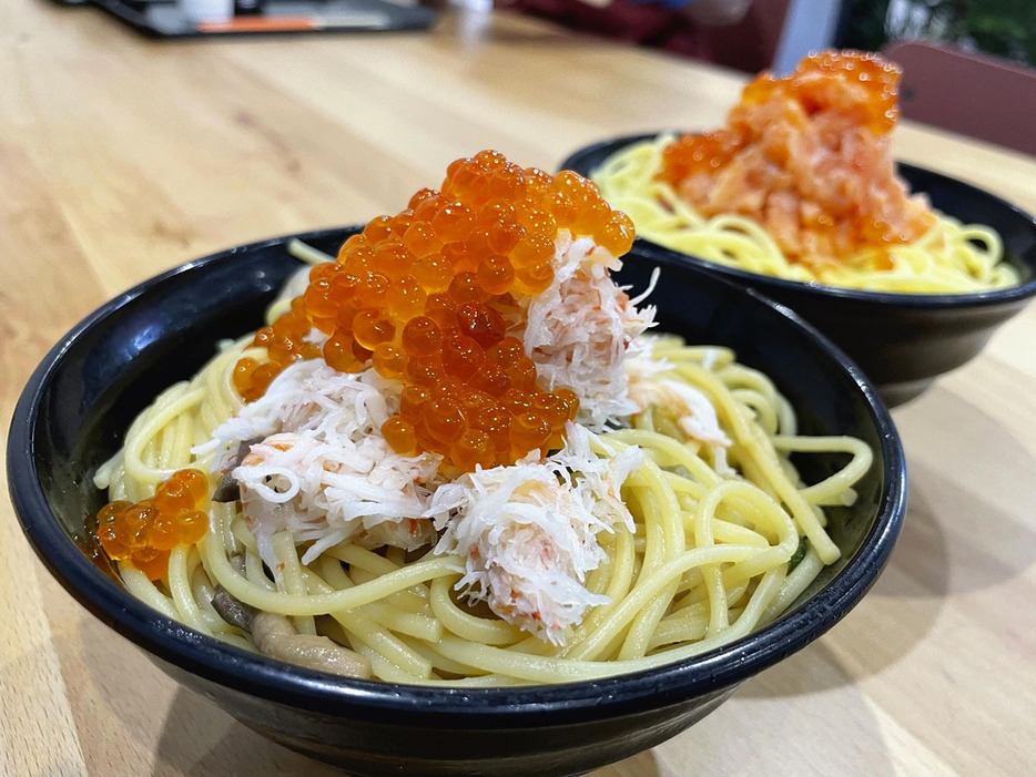 19日から提供する海鮮パスタ丼